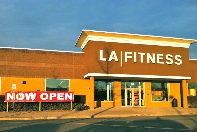 Does LA Fitness Have a Sauna?